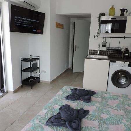 Begonia City Center Apartment 230 By Namaste Elite Торемолинос Екстериор снимка