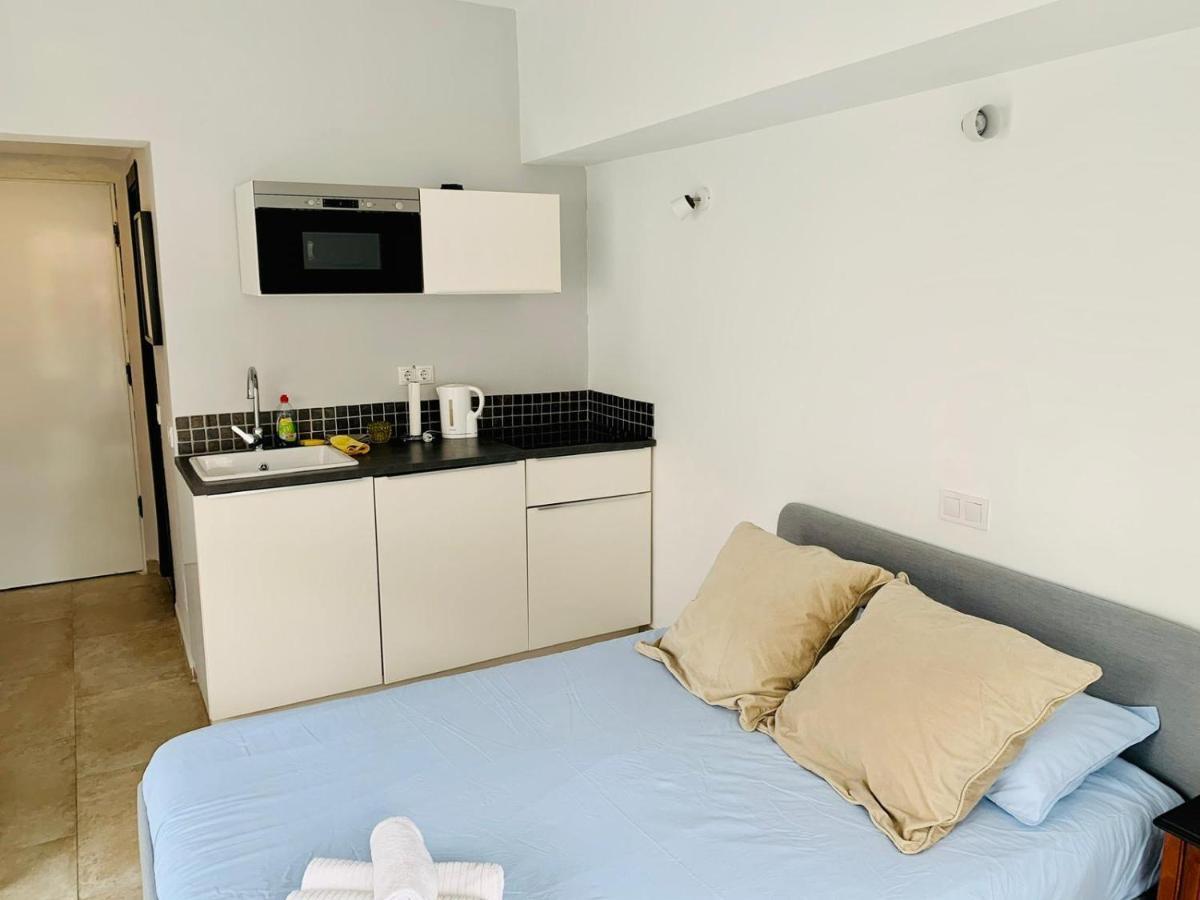 Begonia City Center Apartment 230 By Namaste Elite Торемолинос Екстериор снимка